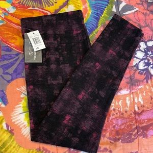 Threads for thoughts leggings